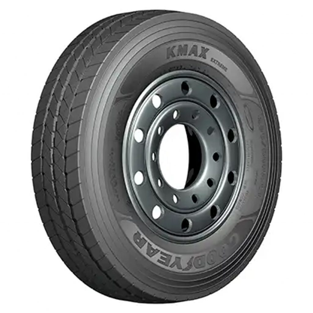 Llanta Goodyear KMAX EXTREME™ . Tecnología INTELLIMAX Extreme. Ayuda a obtener mayor kilometraje. Ancha huella de la banda de rodamiento, favorece el desgaste uniforme para una larga vida de la llanta, mientras le brinda mayor rigidez. Protector de ranura Central. Ayuda a eyectar las piedras que pudieran quedar atrapadas. Carcasa robusta con diseño mejorado y mayor radio de banda de rodamiento. Incrementa el área de pisada de la banda de rodamiento para un desgaste uniforme. 